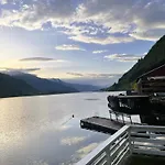 Der Fjordtraum In Direkt Am Wasser 발레스트란