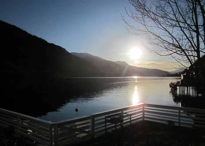 Der Fjordtraum In Direkt Am Wasser Ferienhaus Balestrand