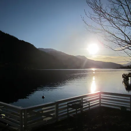 Der Fjordtraum In Direkt Am Wasser Nyaraló Balestrand